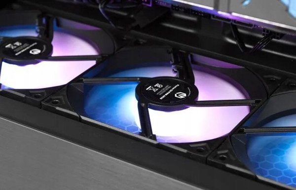 Komputronik Ultimate R790 [J29] Ryzen 7 | RX 9070 XT | 96GB | 2TB+4TB | W11H
