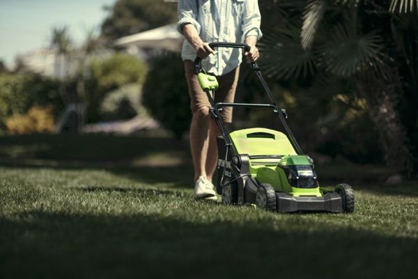 Χλοοκοπτικό μπαταρίας Greenworks G40LM41
