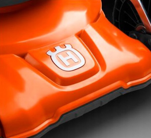 Χλοοκοπτική μηχανή βενζίνης Husqvarna Χλοοκοπτική μηχανή βενζίνης HUSQVARNA LC151S