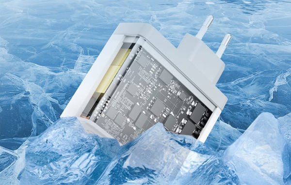 Φορτιστής τοίχου Vention FEGB0-EU 2xUSB-C 1xUSB-A 100W/100W/30W GaN (μαύρο)
