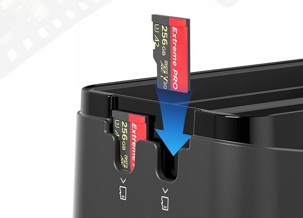 Φορτιστής Μπαταριών Puluz για Insta360 X5, Τριπλός USB Φορτιστής για 3x Μπαταρίες