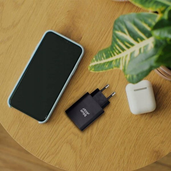 Φορτιστής τοίχου για τηλέφωνο Blue Star USB C + USB A QC4.0 PD 3A 25W TFB-TC-25WPD μαύρος