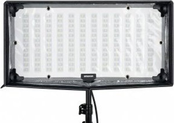 Λάμπα μελέτης LED Amaran F21c - V-mount