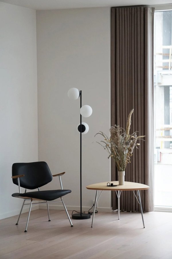 Φωτιστικό δαπέδου Nordlux Φωτιστικό δαπέδου Lilly 48613003 Nordlux σφαίρες μπάλες λευκές μαύρες