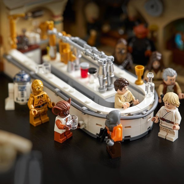 LEGO Star Wars Mos Eisley Cantina (75290)