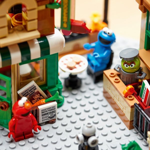 LEGO Ideas Οδός Σουσάμι (21324)