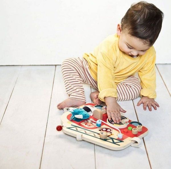 Lilliputiens Ξύλινη Πίνακας Δραστηριοτήτων Πυροσβεστικό Όχημα Ρινόκερος Marius 9+m