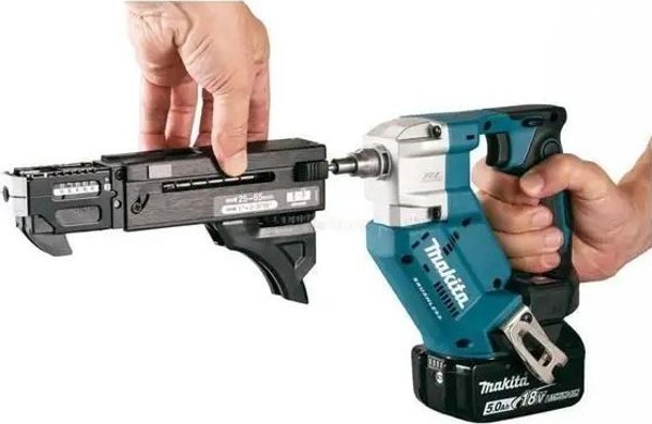 Makita MAKITA Κατσαβίδι με Μαγαζίνο 18V DFR452Z
