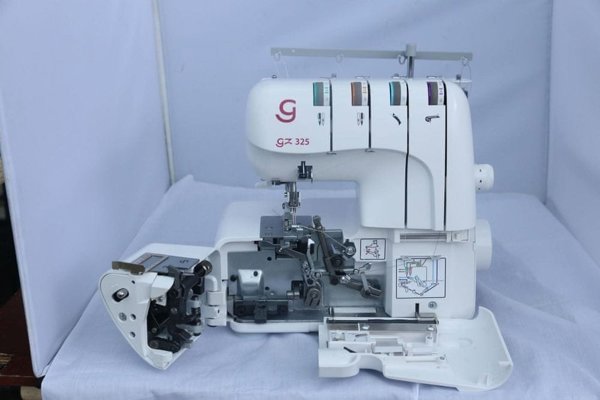 Μηχανή ραψίματος Guzzanti Overlocker Guzzanti GZ-325