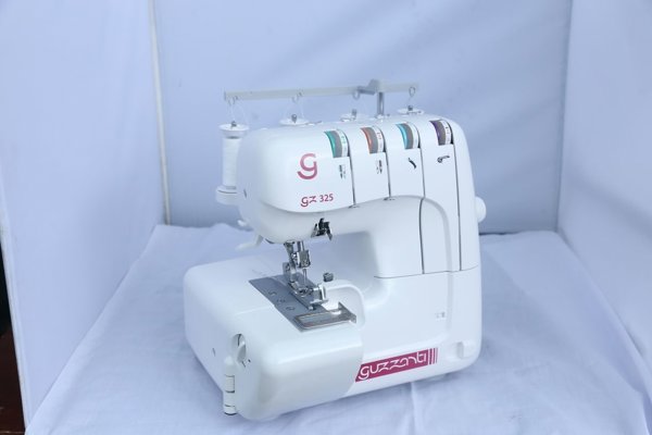Μηχανή ραψίματος Guzzanti Overlocker Guzzanti GZ-325