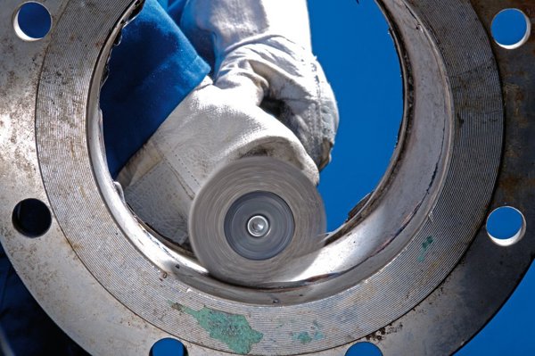 Μεταλλική βούρτσα με λαβή PFERD RBU 7015/6 INOX 0.15