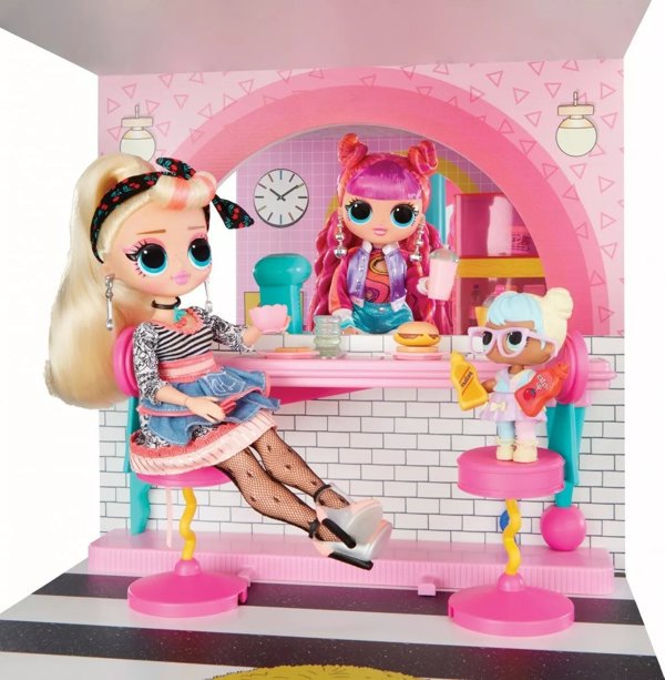 MGA Lol Surprise Fashion House