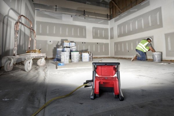 Φορητός Φωτισμός Milwaukee M18 HOAL-0 (χωρίς μπαταρία και φορτιστή) Milwaukee