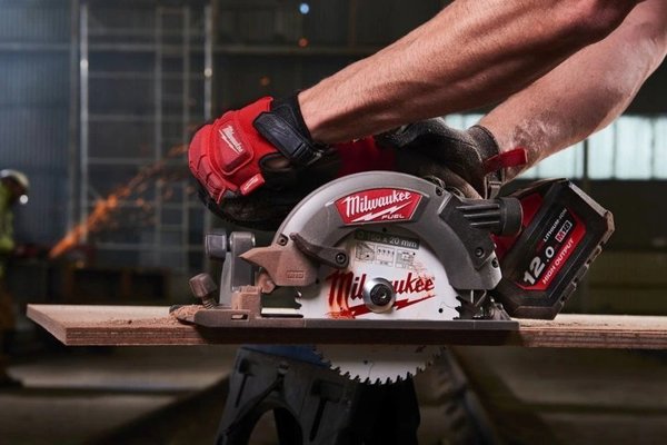 Δίσκος κοπής Milwaukee 216x30x2.4mm 24 δόντια. Milwaukee