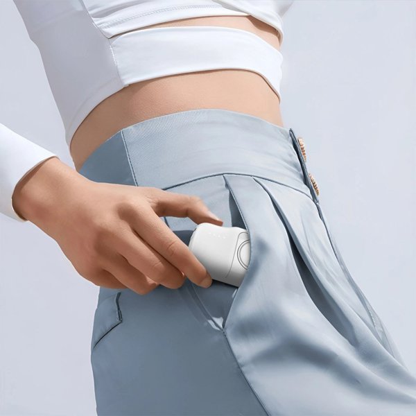 Μίνι powerbank Wozinsky WF16-YLS 5000mAh 15W Lightning με ενσωματωμένο καλώδιο USB-C και φορτιστή για Apple Watch - λευκό