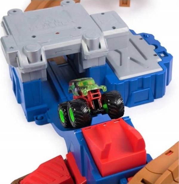 Monster Jam MONSTER JAM launch track with two vehicles Supercharge Speedway, 6071089