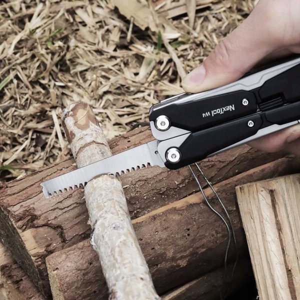 Multitool NexTool W4 11w1 z kluczem nastawnym typu francuz