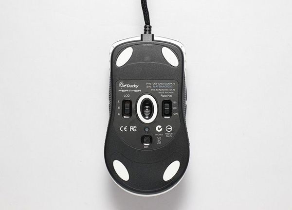 Ποντίκι Ducky Feather Omron (DMFE20O-OAZPA7V)