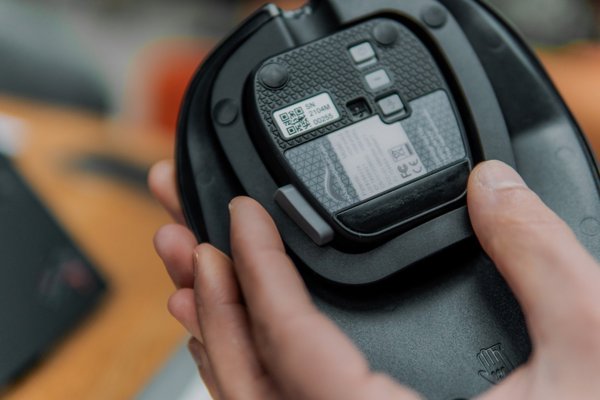 Ποντίκι BakkerElkhuizen BakkerElkhuizen HandshoeMouse Shift Bluetooth ποντίκι Αμφιδέξιο Οπτικό 1000 DPI