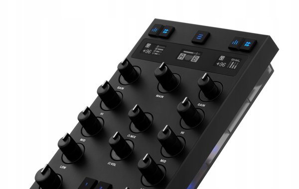 Native Instruments Traktor Kontrol Z1 MkII DJ Mixer