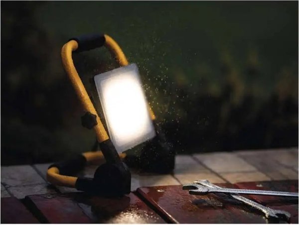 Φορητός εργασιακός φωτισμός με λαβή, 230Vac, 51W, 4600lm, IP44, 4000K ουδέτερο λευκό