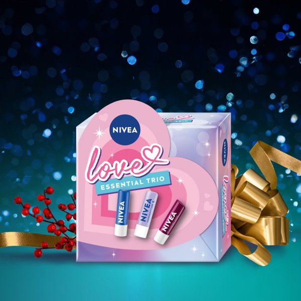 NIVEA_SET Love Essential Trio pomadki do ust + Overnight Care + Blackberry Shine 3x4,8g