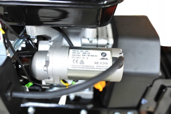 OLEO-MAC ΣΚΟΥΠΑ ΒΕΝΖΙΝΗΣ PKM 80EK + ΦΡΕΖΑ ΧΙΟΝΙΟΥ