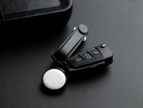 Θήκη Orbitkey Slim για AirTag με κρίκο κλειδιού, μαύρο