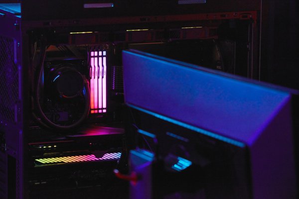 Kingston Technology FURY Beast RGB μονάδα μνήμης 128 GB 2 x 64 GB DDR5