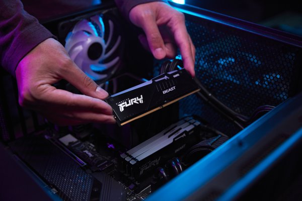 Kingston Technology FURY Beast RGB μονάδα μνήμης 128 GB 2 x 64 GB DDR5