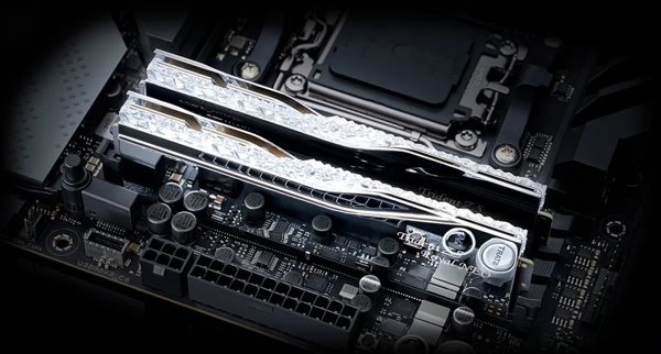 G.SKILL TRIDENT Z5 ROYAL RGB DDR5 2X32GB 6000MHZ CL28 NEO F5-6000J2836G32GX2-TR5NS