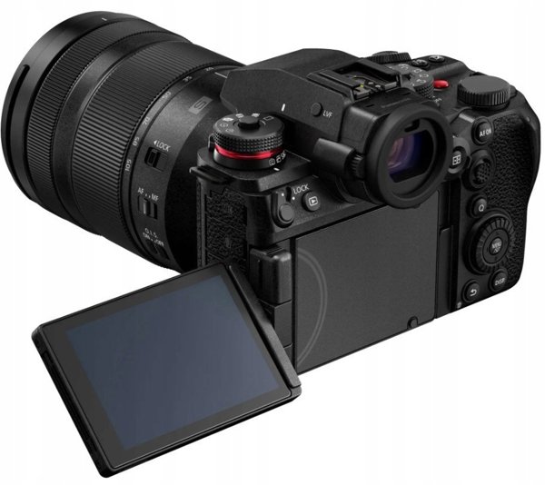 Panasonic Lumix DC-S1 II + 24-105mm Kit