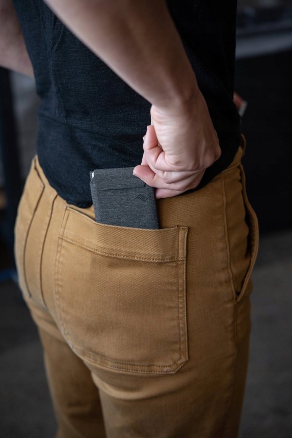 Peak Design Peak Design Mobile Wallet Stand - Μαγνητικό Πορτοφόλι Για Τηλέφωνο / Βάση - Κίτρινο