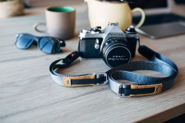 Peak Design Λουρί λαιμού Peak Design Leash Ash Popielaty v3