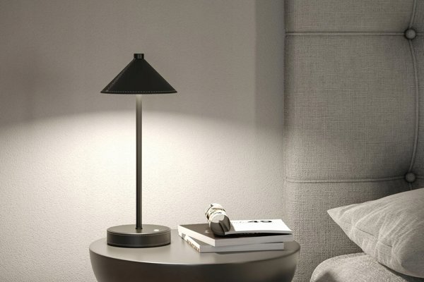 Pellini down LED WhiteSw USBC Sz PU M