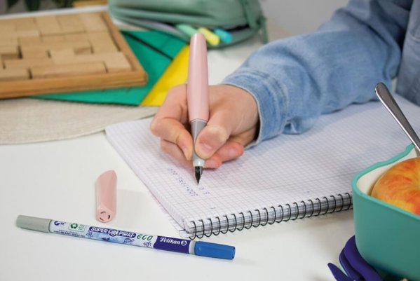 Pelikan Στυλό διαρκείας Twist φυσίγγιο δεξιό/ αριστερό ECO PELIKAN
