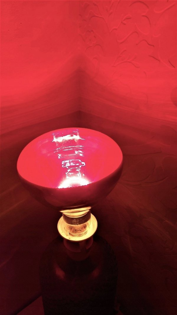 Philips Philips infrared lamp BR125 IR 150W E27 230-250V Red