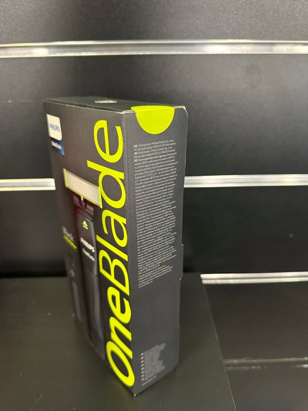 Philips QP1424/65  ONEBLADE PREMIUM GIFT PACK
