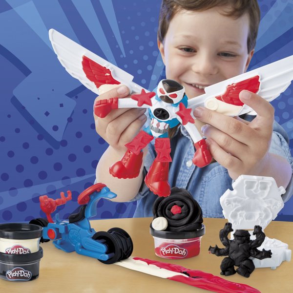Hasbro Play-Doh Captain America Moto-Slicer Παιχνίδι Πλαστελίνης