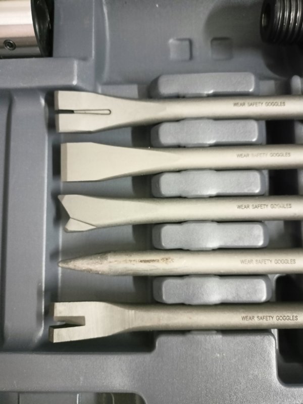 Πνευματικό σφυρί INGERSOLL RAND 123MAXHK με σετ καλεμιών