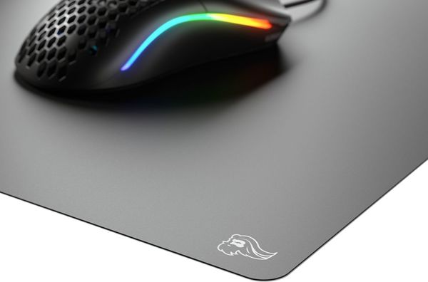 Glorious PC Gaming Race Air Mouse Pad, Σκληρή Επιφάνεια, XL, Μαύρο