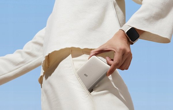Μαγνητικό Powerbank ESR Qi2 MagSlim 10000 mAh (άμμου)