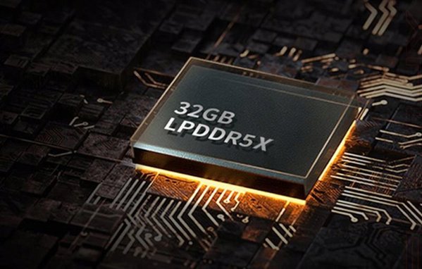 Φορητή κονσόλα Onexfly F1 Pro AMD AI370 32GB RAM 1TB