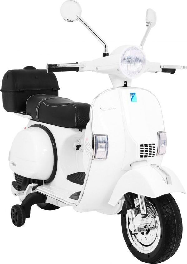 Ramiz Σκούτερ Vespa λευκό
