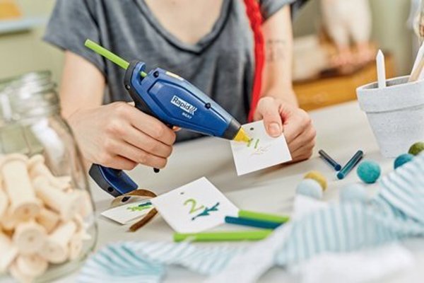 Πιστόλι κόλλας με μπαταρία Rapid B