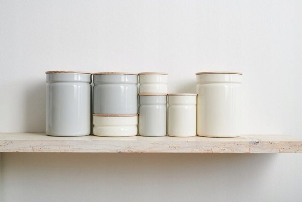 Riess RIESS - Κουζίνα δοχείο με ξύλινο καπάκι 2,2l Light Grey