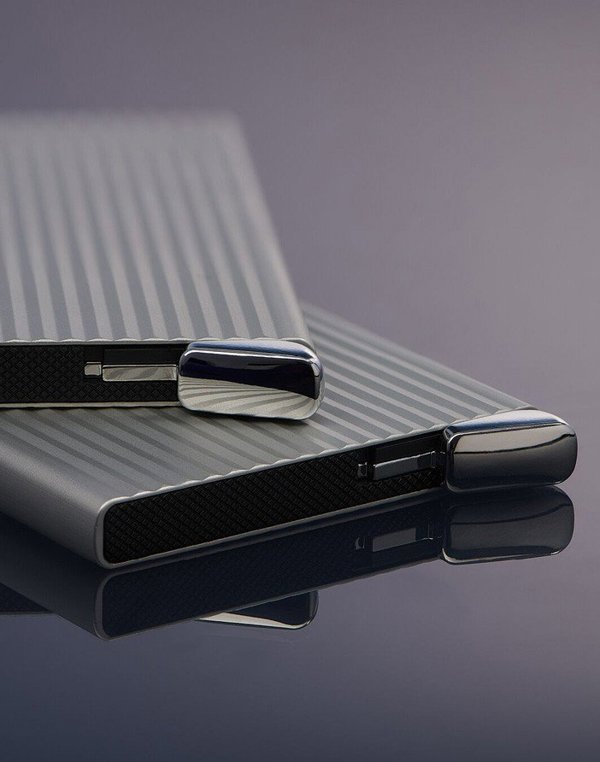 Θήκη καρτών Secrid Cardprotector Fluted+, ασημί