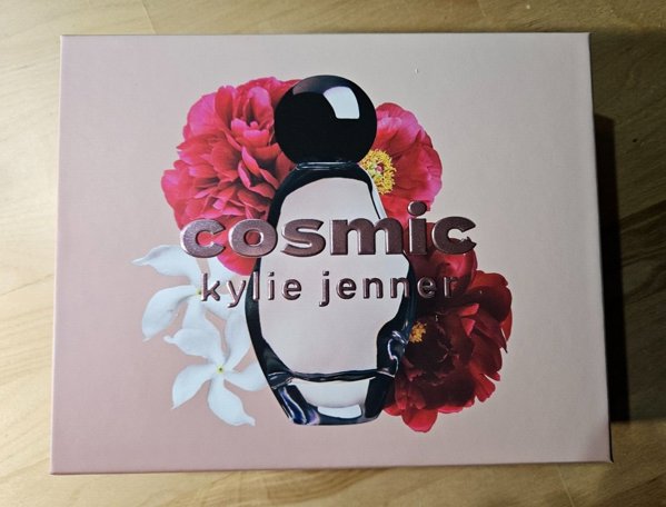 SET KYLIE COSMETICS Cosmic Kylie Jenner EDP spray 50ml + BODY LOTION 75ml