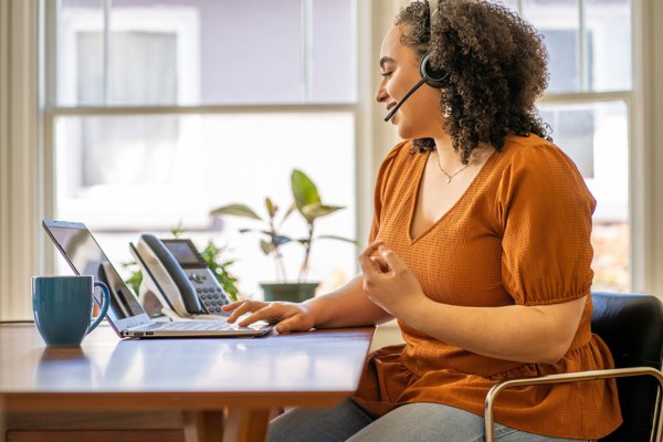 Ακουστικά HP ML POLY Voyager 4320 Microsoft Teams Certified USB-C Headset +BT700 dongle Ασύρματο Στήριγμα κεφαλής Γραφείο/τηλεφωνικό κέντρο