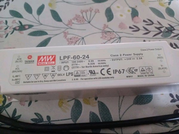 Sourcing ΜΟΝΟ ΕΞΟΔΟΣ ΤΡΟΦΟΔΟΤΙΚΟ LED 24V 2.5A